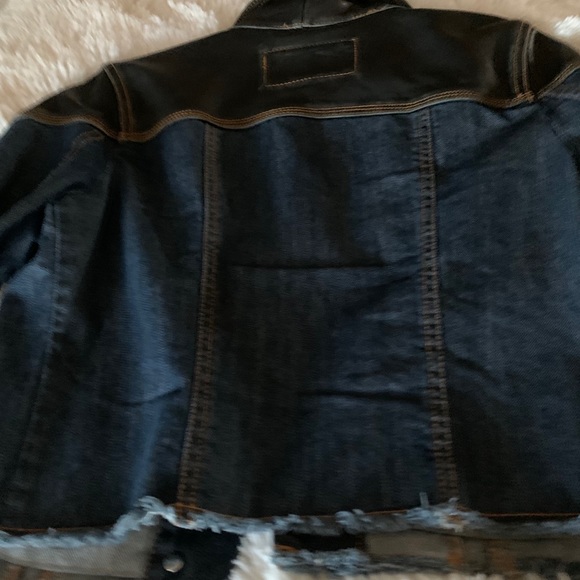 Bcbg denim and leather jacket - Picture 5 of 8